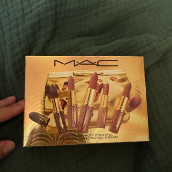 NWT MAC 5 Pc Gold Standard MATTE LIPSTICK - Picture 2 of 6